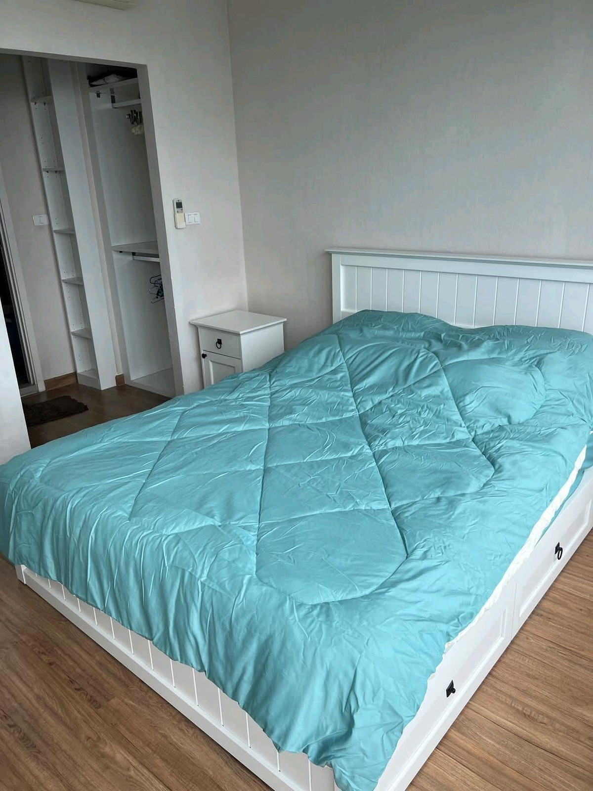 For RentCondoPinklao, Charansanitwong : ✨ High floor luxury condo The view of the Chao Phraya River is mesmerizingly beautiful and has a resort feel!