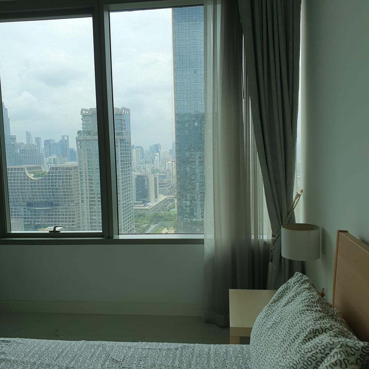 For RentCondoWitthayu, Chidlom, Langsuan, Ploenchit : 🏠✨ 185 Ratchadamri | 1-Bedroom Condo for Rent (HBH-ST-139)