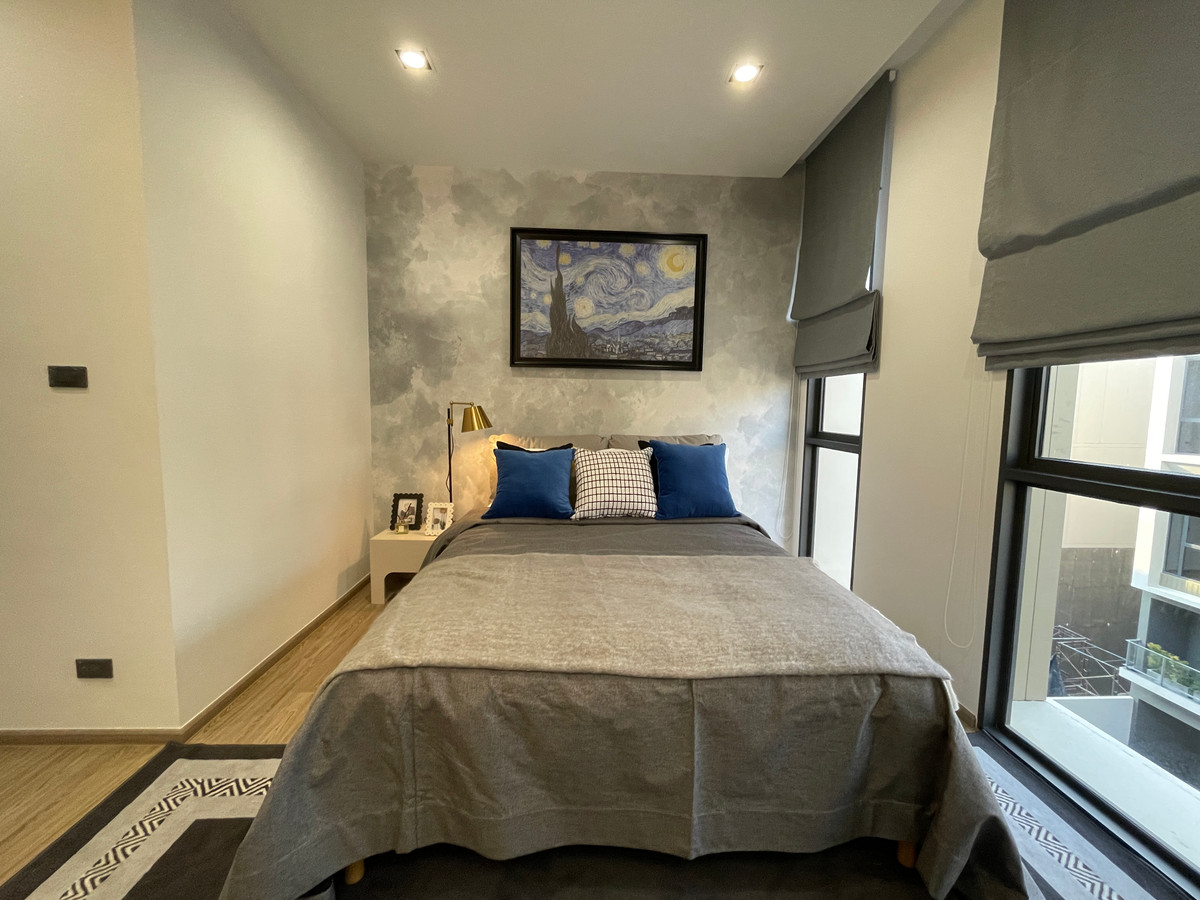 ขายทาวน์โฮมลาดพร้าว101 แฮปปี้แลนด์ : ขาย THER ลาดพร้าว 93 ทาวน์โฮม Luxury 3.5 ชั้น ใกล้รถไฟฟ้าเพียง 650 ม. โดดเด่น ฟังก์ชันครบ พร้อม Double Volume สูงโปร่ง และส่วนกลางระดับโรงแรม 5 ดาว