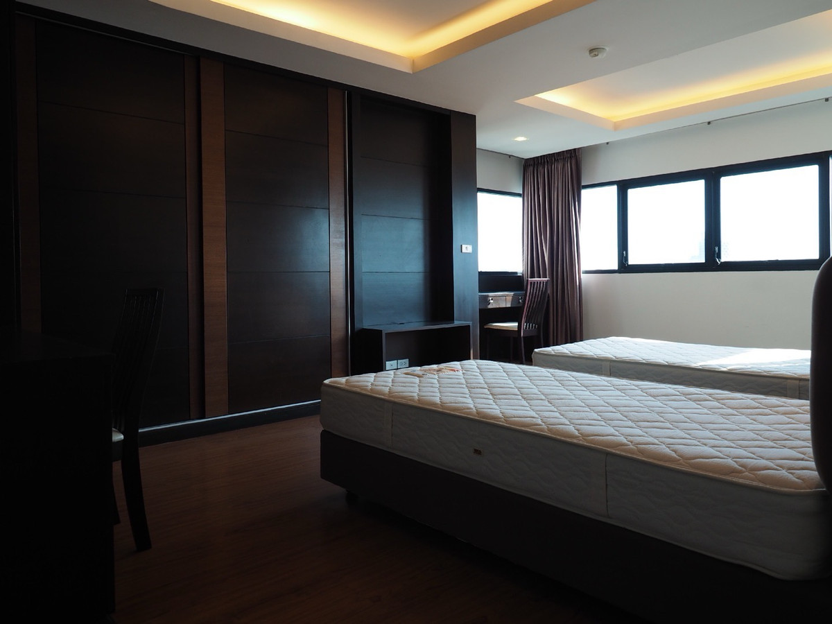 For RentCondoSathorn, Narathiwat : For rent Sathorn Garden ☎️ 0912322009