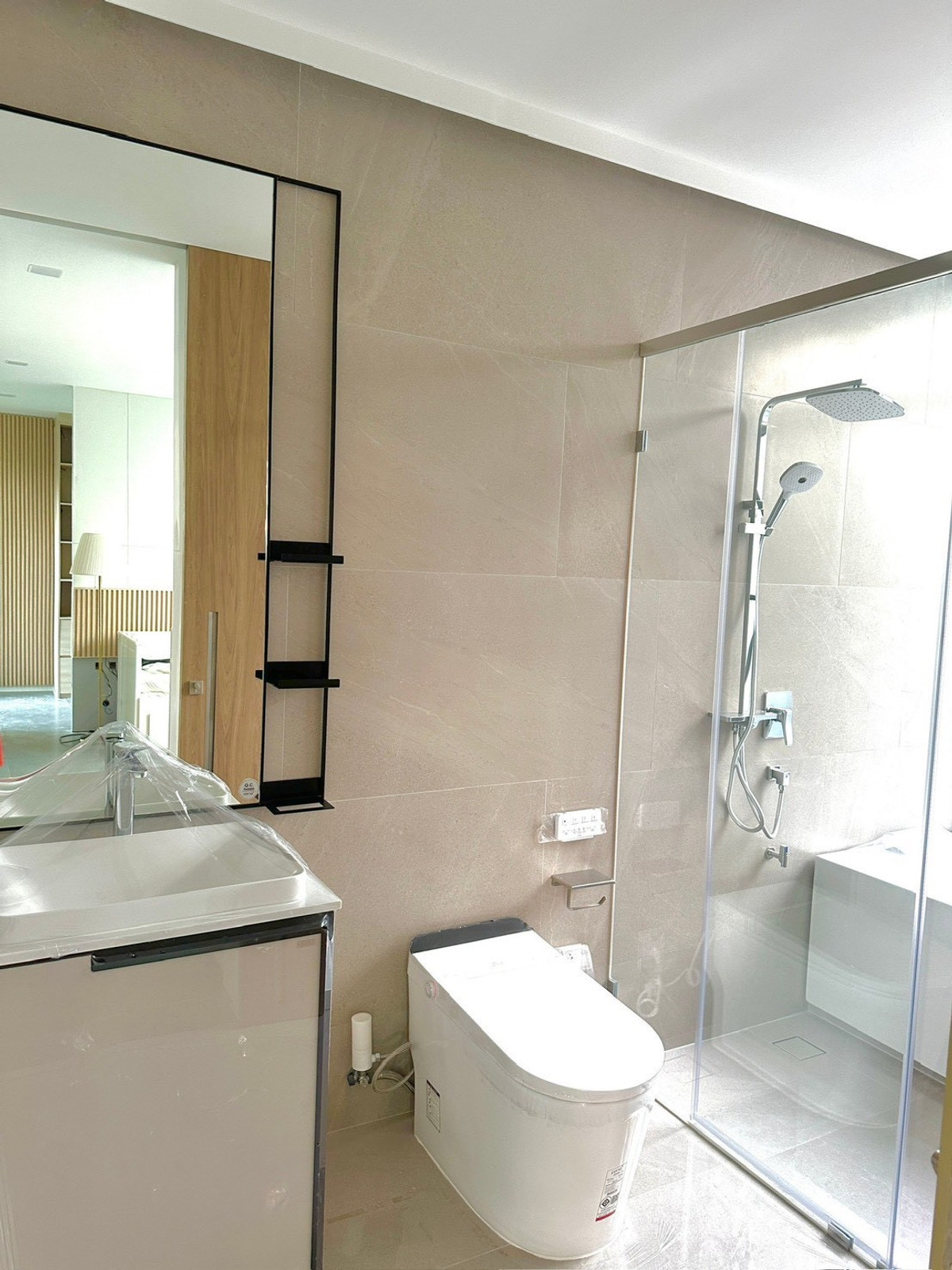 HousePattanakan, Srinakarin : For rent/sale, detached house, Vive Rama9 project, Vive Rama 9 (Krungthep Kreetha)