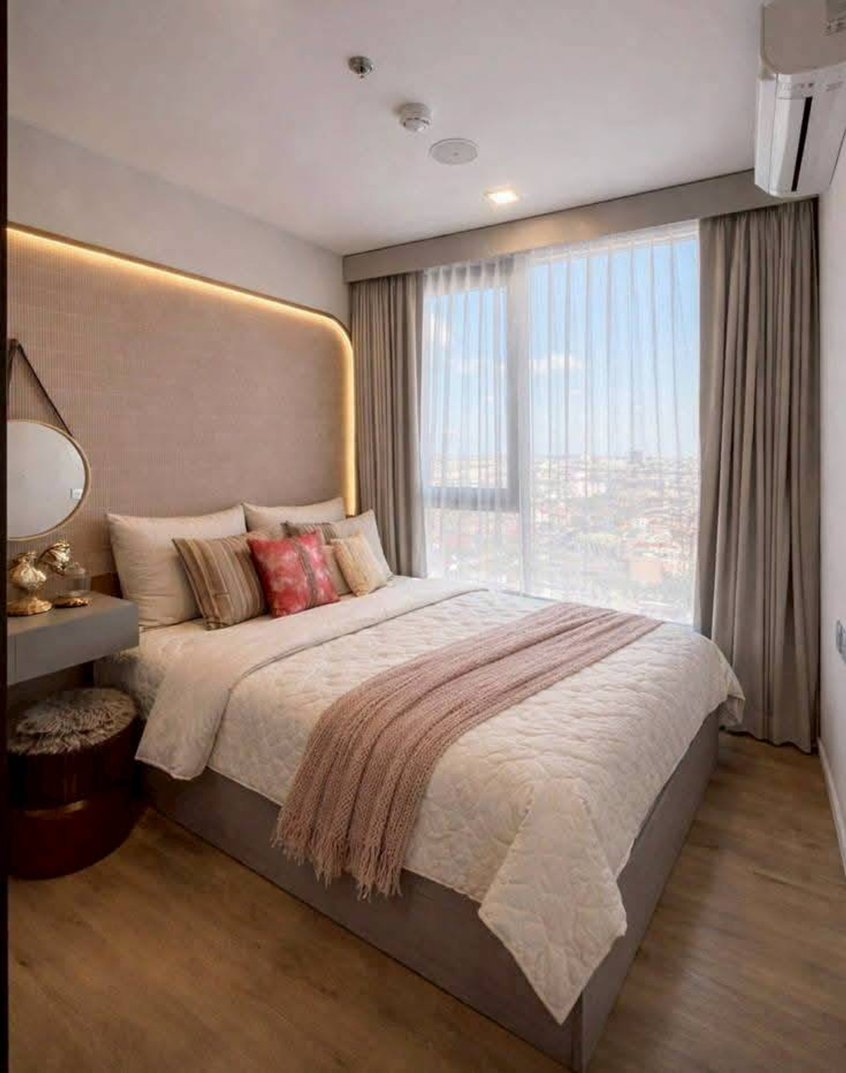 For RentCondoRamkhamhaeng, Hua Mak : Condo for rent Modiz Rim Ramkhamhaeng (MRT Ramkhamhaeng) (SA-01)