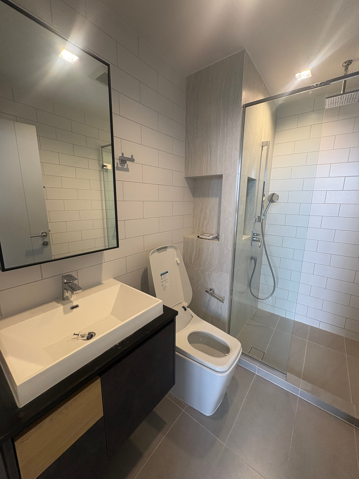 ให้เช่าคอนโดสะพานควาย จตุจักร : ⚡️ถูกที่สุดวิวสวน⚡️The line jatujuk mohchit 35 Sqm Size ใหญ่วิวสวน สัญญา 1 ปี 20,000 🔥สนใจติดต่อพัตเตอร์ 0928895628 ⚡️Line: plustor_ss