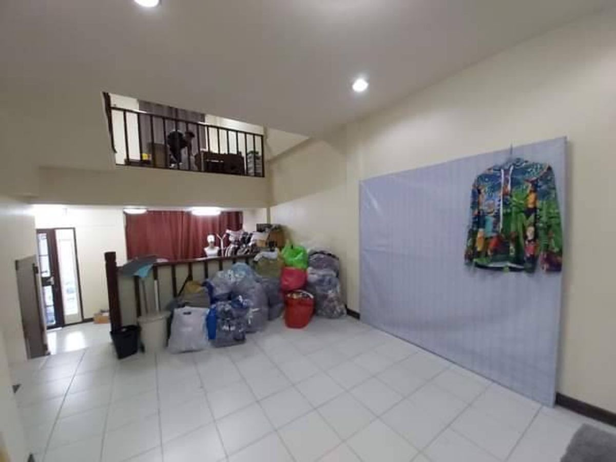 ขายทาวน์โฮมรัชดา ห้วยขวาง : ขายบ้านหัวมุม 3 ชั้น โครงการ บ้านกลางเมือง1 รัชดา-เหม่งจ๋าย วังทองหลางกรุงเทพฯ (S4740)