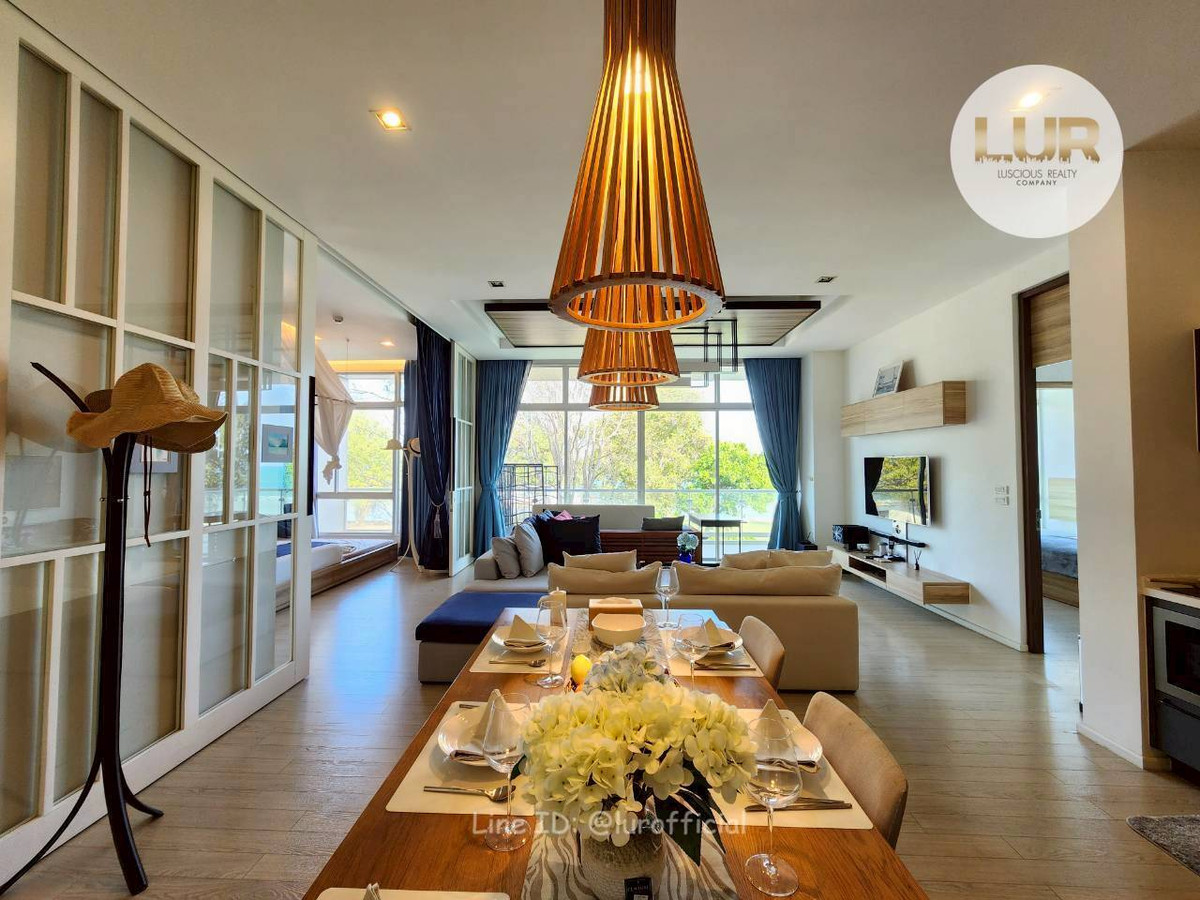 For SaleCondoHuahin, Prachuap Khiri Khan, Pran Buri : Beachfront vacation condo for sale, Hua Hin, Wan Vayla Hua Hin-KhaoTao, with fully built-in furniture.