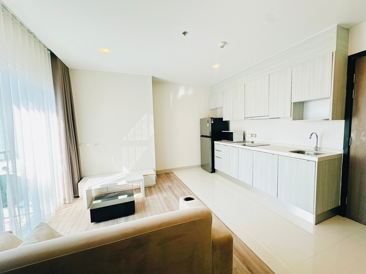 For RentCondoChiang Mai : 🔥 Luxury Condo Near Central Airport – Only 1 Minute | Never Rented Before | Special Price 14,000 THB 🔥
