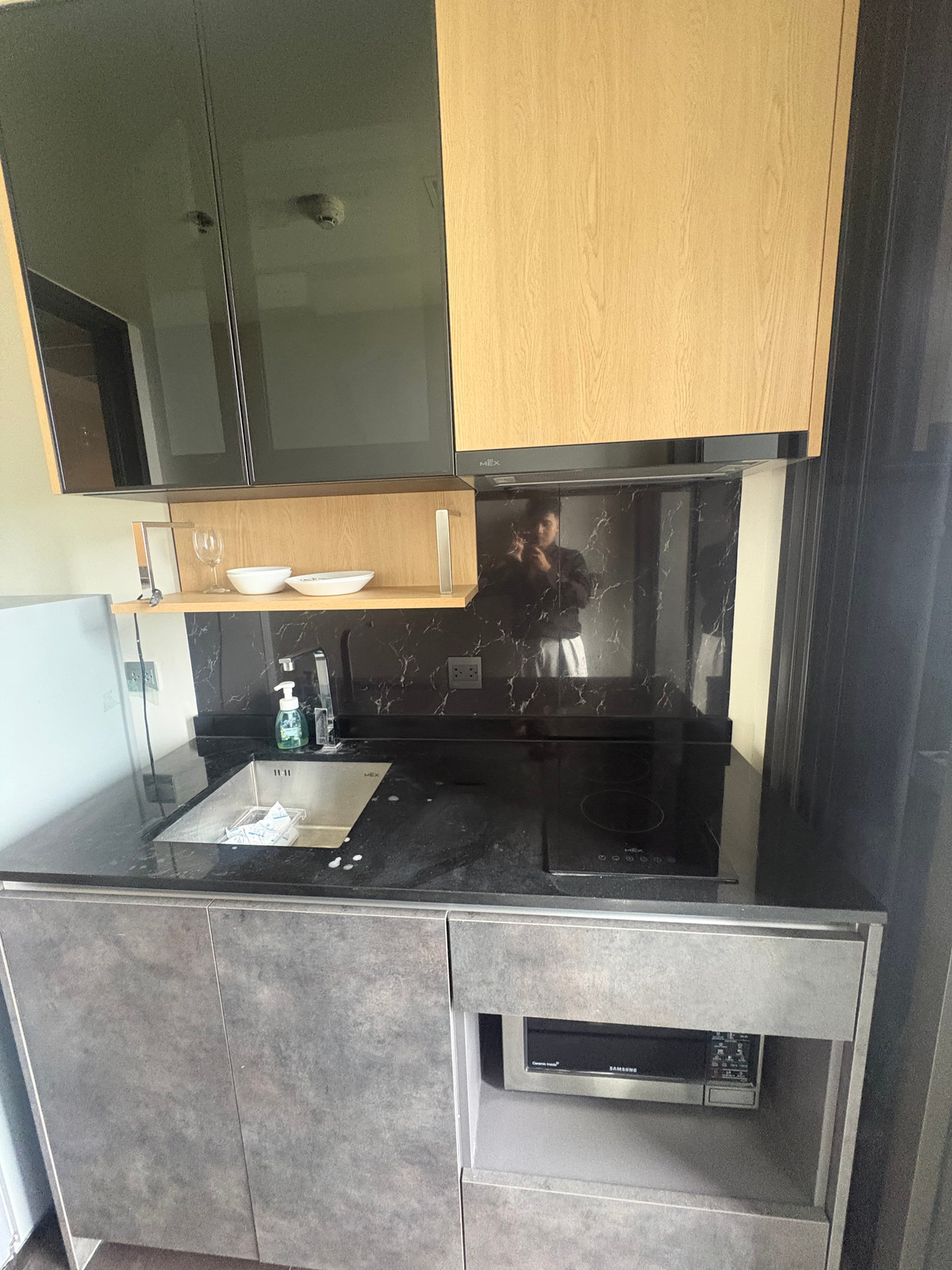 ให้เช่าคอนโดสะพานควาย จตุจักร : ⚡️ถูกที่สุดวิวสวน⚡️The line jatujuk mohchit 35 Sqm Size ใหญ่วิวสวน สัญญา 1 ปี 20,000 🔥สนใจติดต่อพัตเตอร์ 0928895628 ⚡️Line: plustor_ss