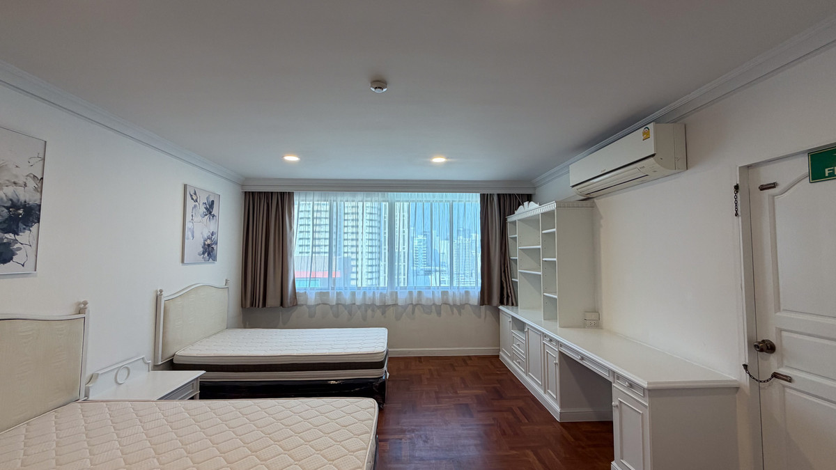 For RentSukhumvit, Asoke, Thonglor : Charan Tower Residences by Aspira, Sukhumvit 43 – Near BTS Phrom Phong Please call: 062-496-6454