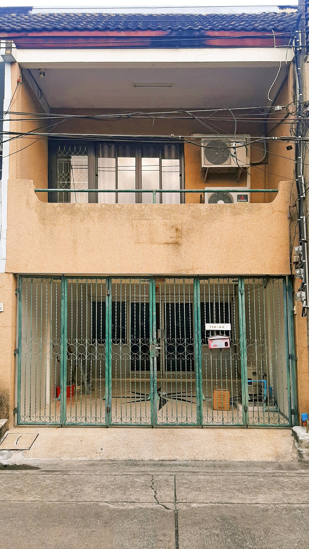 ให้เช่าทาวน์โฮมรัชดา ห้วยขวาง : ให้เช่าทาวน์เฮาส์ 2 ชั้น ถ.ประชาราษฎร์บำเพ็ญ New Chinatown ห่างรถไฟฟ้าห้วยขวาง 700 ม. Townhouse for rent PRACHARAJBUMPEN Rd. HUAYKWANG