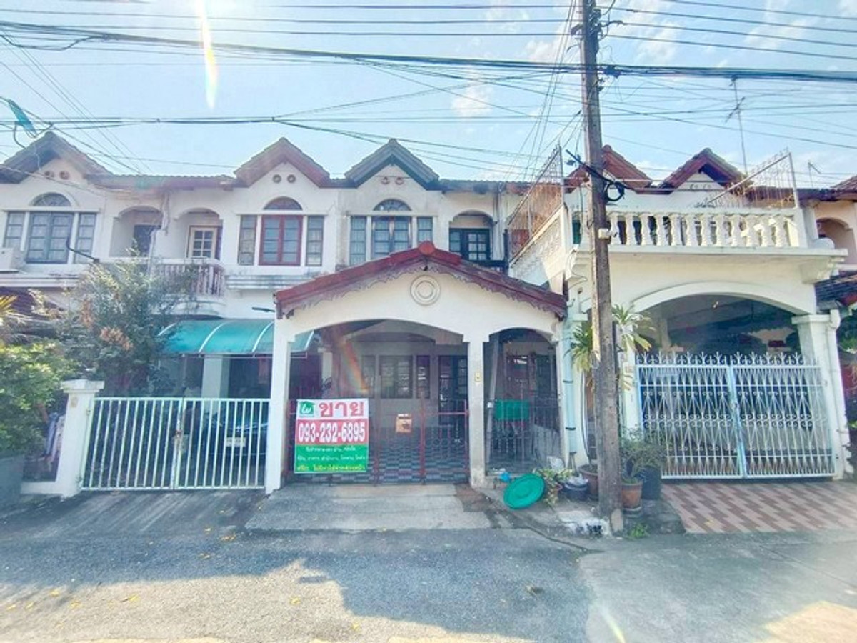 ขายทาวน์โฮมวิภาวดี ดอนเมือง หลักสี่ : ขายทาวน์เฮ้าส์ ใกล้สนามบินดอนเมือง ทำเลดี ราคาคุ้มสุดๆ 