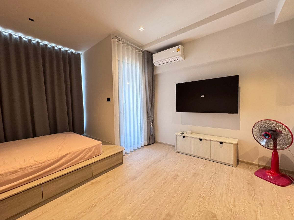 ให้เช่าคอนโดวงเวียนใหญ่ เจริญนคร : Reference Sathorn, ติด BTS Wongwianyai, ว่างพร้อมให้เช่า , ห้องใหม่ 