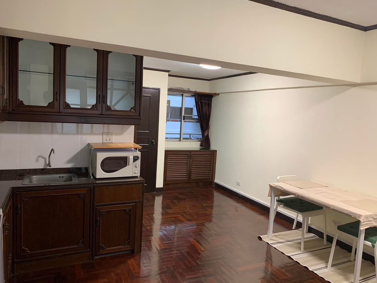 ให้เช่าคอนโดสยาม จุฬา สามย่าน : ★ Patumwan Place ★ 48 ตรม.,ชั้น 5+ (1 ห้องนอน 1 ห้องน้ำ), ★ใกล้ BTS สยาม★ใกล้ สยามและสยามพารากอน ★ สิ่งอำนวยความสะดวกมากมาย★ เครื่องใช้ไฟฟ้าครบครัน★ 