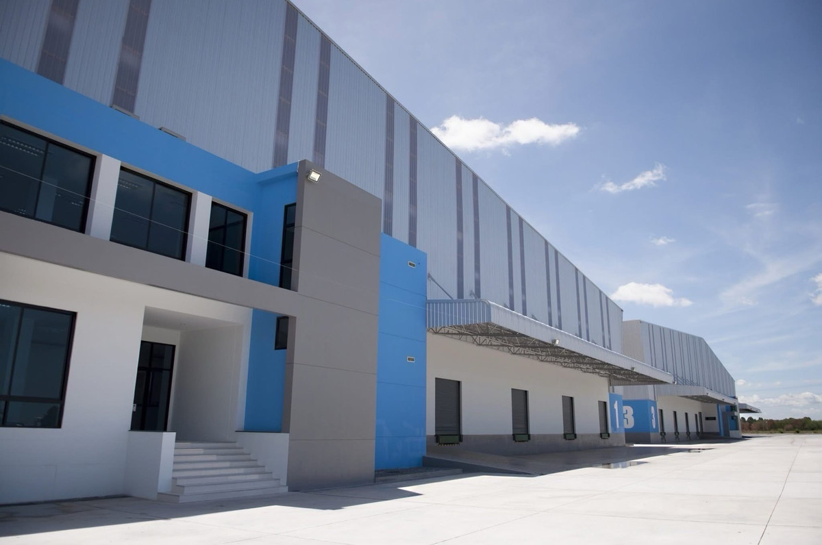 ให้เช่าโกดังฉะเชิงเทรา : 🔊[FOR RENT] 🏭🇨🇳✨ Warehouse Sizing 5,060 SQM @ Bangna KM.38 , Near Wellgrow Industrial Estate ทำเลทองติดถนนใหญ่ ✈️🛬 Prime Location and Welcome All Nationality Business ✨🌤️