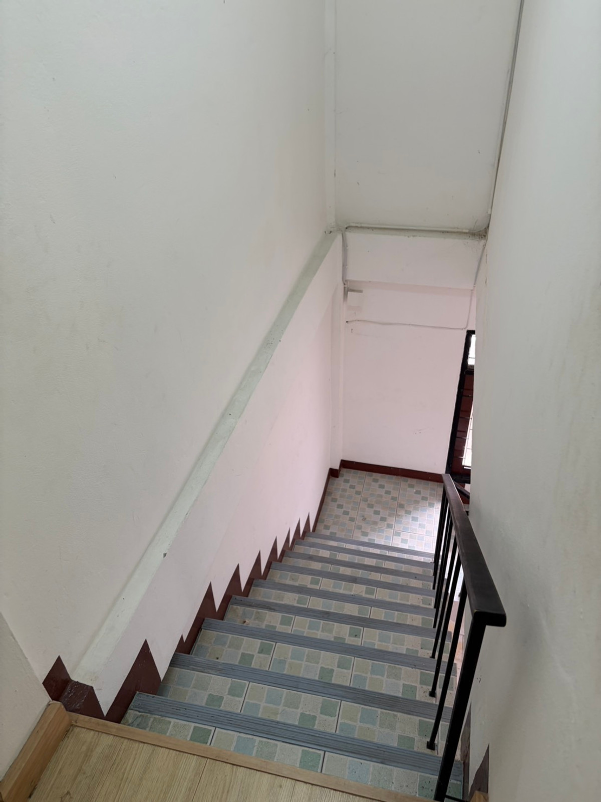 Shop HouseBang kae, Phetkasem : For sale/rent, 3-story commercial building, Phetkasem 38, next to Siam University.