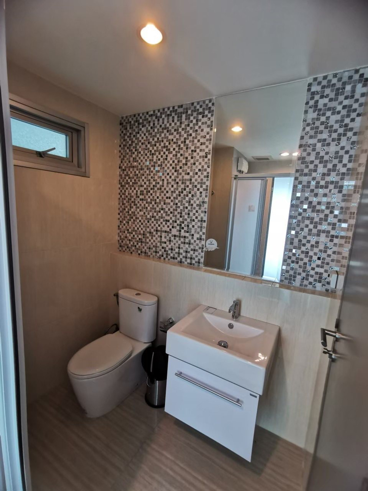 ให้เช่าคอนโดรัชดา ห้วยขวาง : ⚡ Hot Deal - Life Ratchadapisek | 2 Bedroom 2 Bathroom | Fully furnished Only 25k/month 