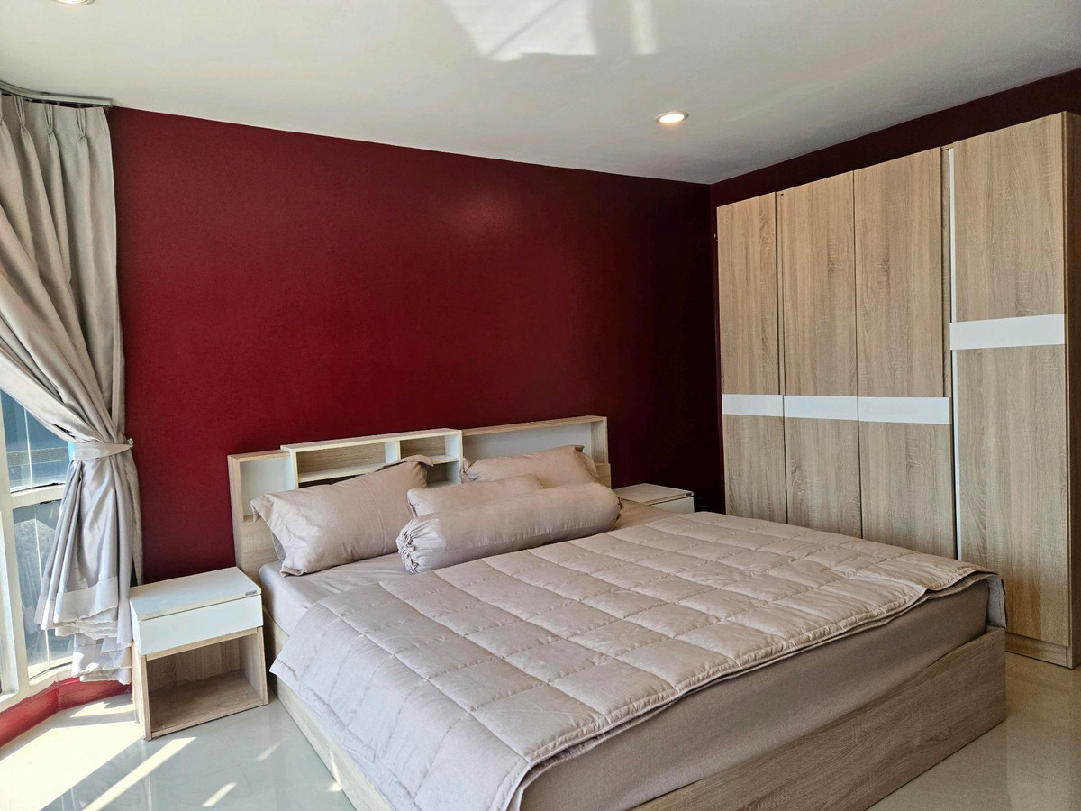 For RentCondoNana, North Nana,Sukhumvit13, Soi Nana : Room for rent 1 Bedroom