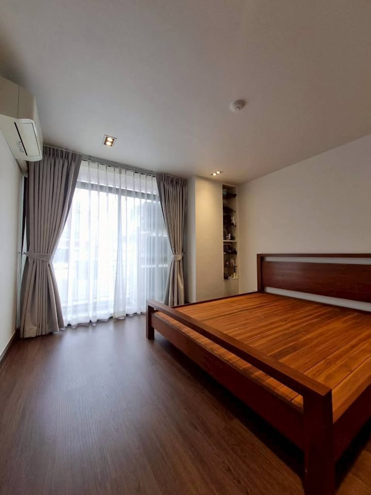 ขายคอนโดสีลม ศาลาแดง บางรัก : 🏠✨ กรีนพอยท์ สีลม | ขายคอนโด 2 ห้องนอน (HBH-ST-143)