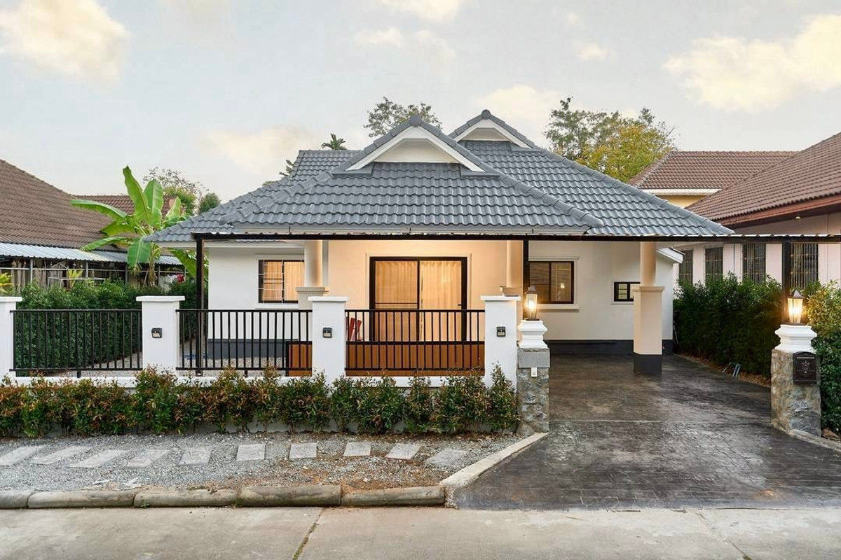 For SaleHouseChiang Mai : 🔥 Newly Renovated Modern Classic House for Sale | Free Transfer Fee | Fully Furnished  💰 Price: 4.29 Million THB ✨ Free transfer fee