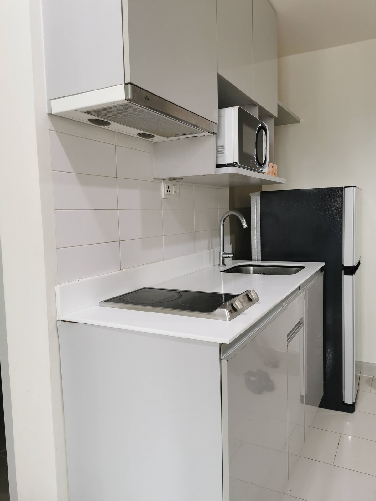 ให้เช่าคอนโดพระราม 9 เพชรบุรีตัดใหม่ RCA : 🌟 Best Value - Ideo Mobi Rama9 | 2Bed2Bath | 29K/month ได้ที่จอดรถ 2 คัน เฟอร์ฯครบ พร้อมเข้าอยู่ 