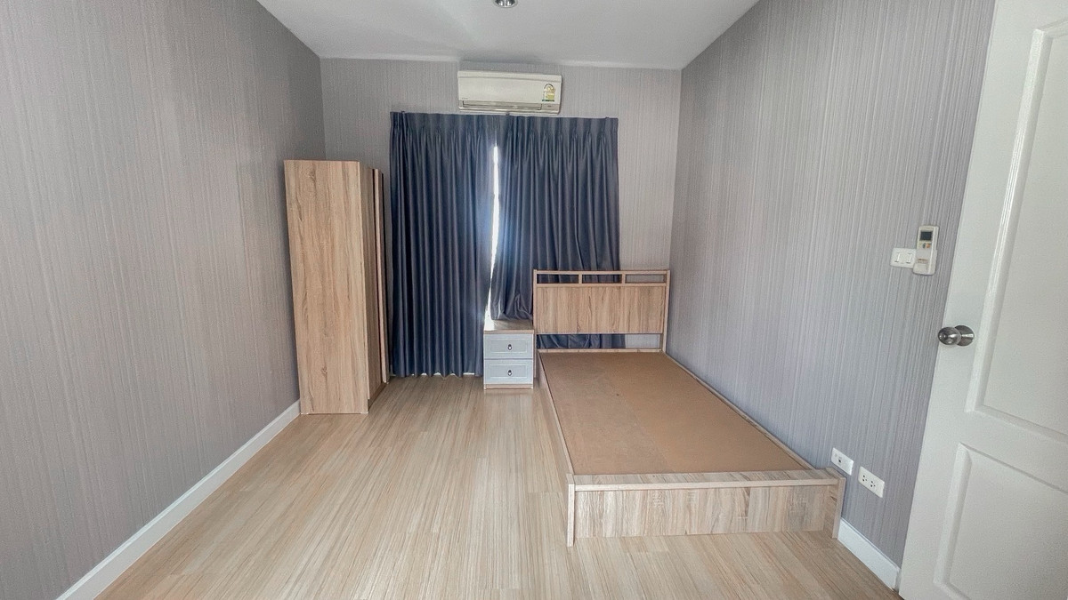 ให้เช่าบ้านพัฒนาการ ศรีนครินทร์ : ให้เช่าบ้านเดี่ยว Nirvana beyond lite rama-9 ( เนอวานา บียอนด์ ไลท์ พระราม 9 )
🛏️ 3 ห้องนอน 🛁 3 ห้องน้ำ 🚗 2 ที่จอดรถ ขนาด 59 ตรว. พื้นที่ใช้สอย 225 ตรม. ✨ ราคา 45,000 บาท ✨ 
