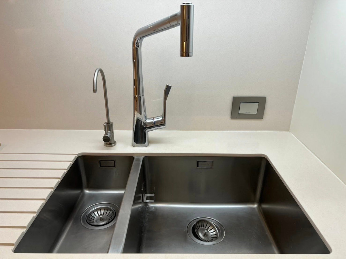 For RentCondoWitthayu, Chidlom, Langsuan, Ploenchit : ✨ For rent Sindhorn Residence (BTS Chilom )✨