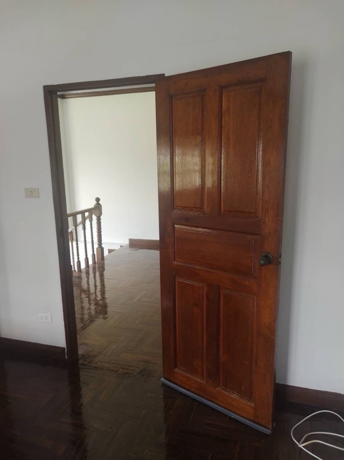 For RentHouseMin Buri, Romklao : Single house for rent Nakarin Garden Romklao
Romklao Road 19/1 Lat Krabang, Bangkok, rent 18,000 baht / month