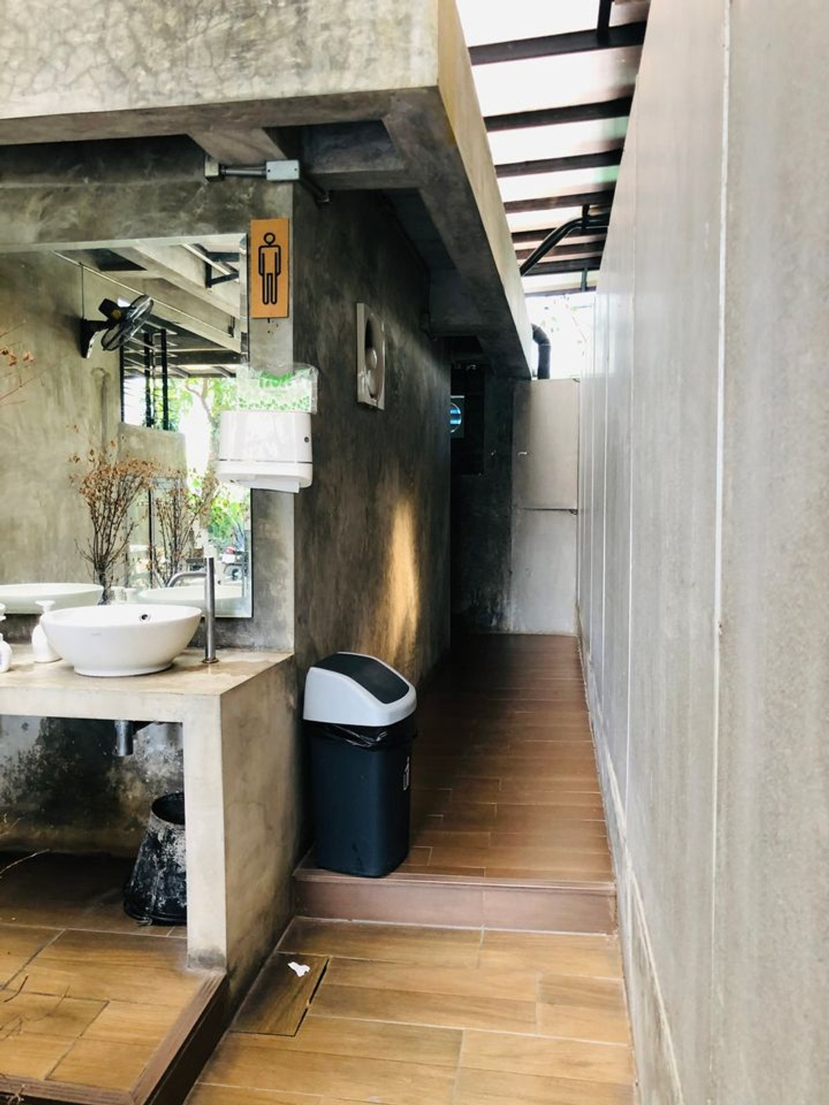 ให้เช่าโฮมออฟฟิศรัชดา ห้วยขวาง : HK0241♛โฮมออฟฟิศ ให้เช่า 10 ห้องนอน⚝รัชดา♜MRT ลาดพร้าว∞099-5919653,065-9423251▚Line@sureresidence