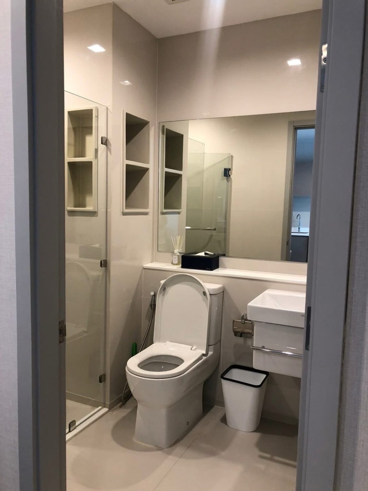 ให้เช่าคอนโดอ่อนนุช อุดมสุข : ให้เช่า  Life Sukhumvit 62 
ชั้น 9 ขนาด 36 ตร.ม. 1 ห้องนอน 1 ห้องน้ำ ราคา 18,000 บาท ใกล้บีทีเอส บางจาก 🚝
