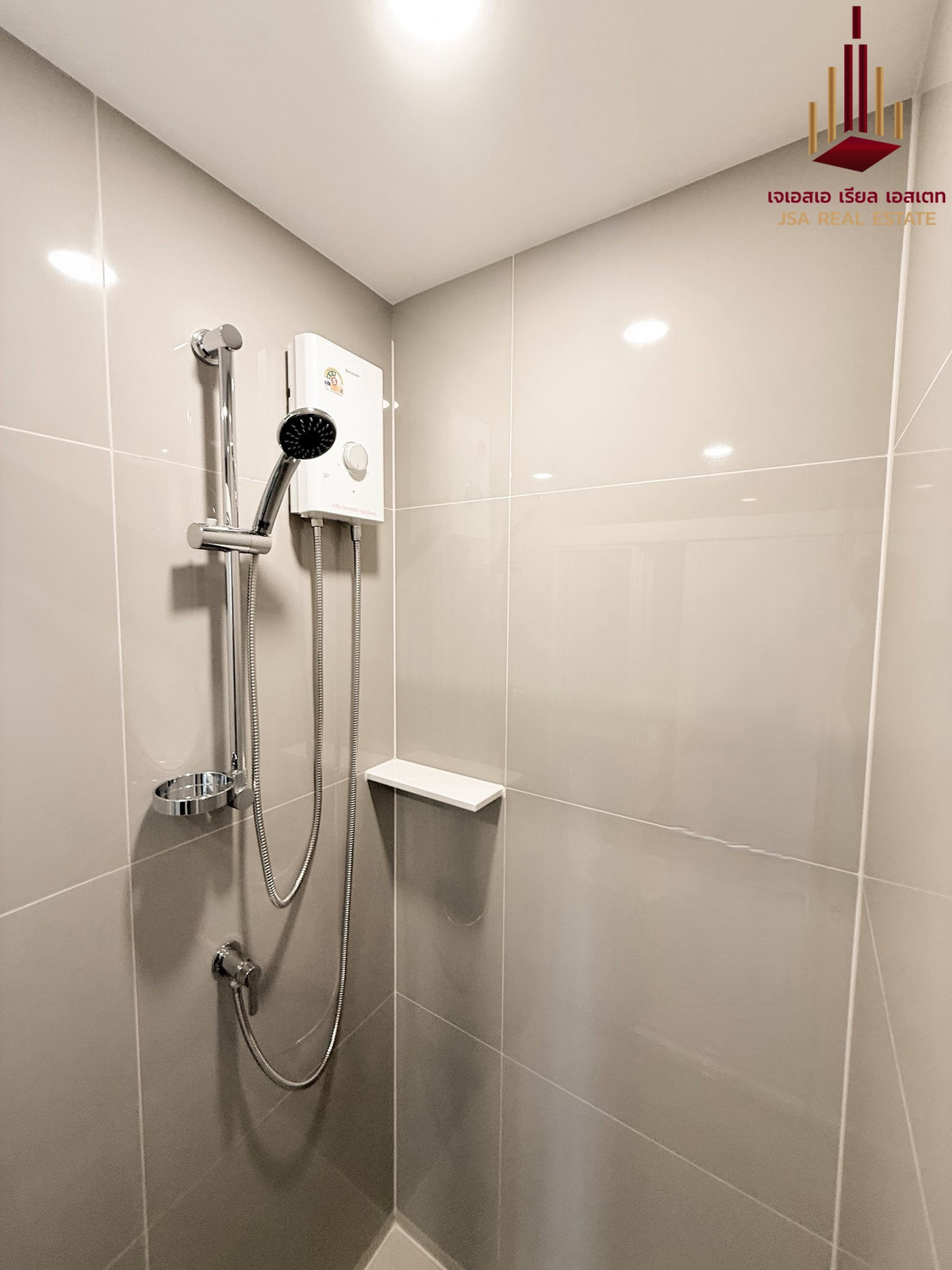 ให้เช่าคอนโดสะพานควาย จตุจักร : ✨ For Rent: Denim Jatujak Condo ✨  💰 Only 13,000 THB/month