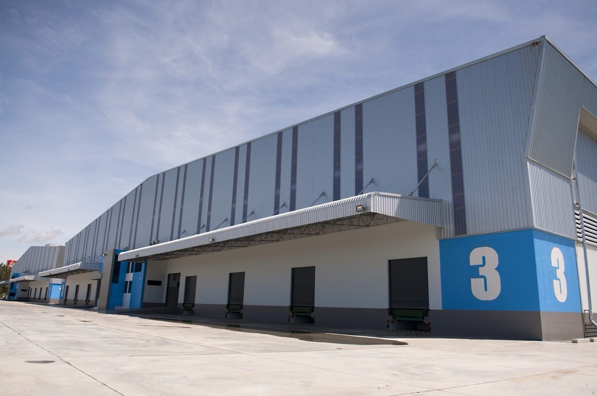 ให้เช่าโกดังฉะเชิงเทรา : 🔊[FOR RENT] 🏭🇨🇳✨ Warehouse Sizing 5,060 SQM @ Bangna KM.38 , Near Wellgrow Industrial Estate ทำเลทองติดถนนใหญ่ ✈️🛬 Prime Location and Welcome All Nationality Business ✨🌤️