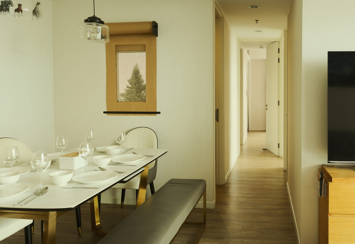 ขายคอนโดสีลม ศาลาแดง บางรัก : 🏠✨ ไซมิส สุรวงศ์ | ขายคอนโด 3 ห้องนอน (HBH-ST-146)