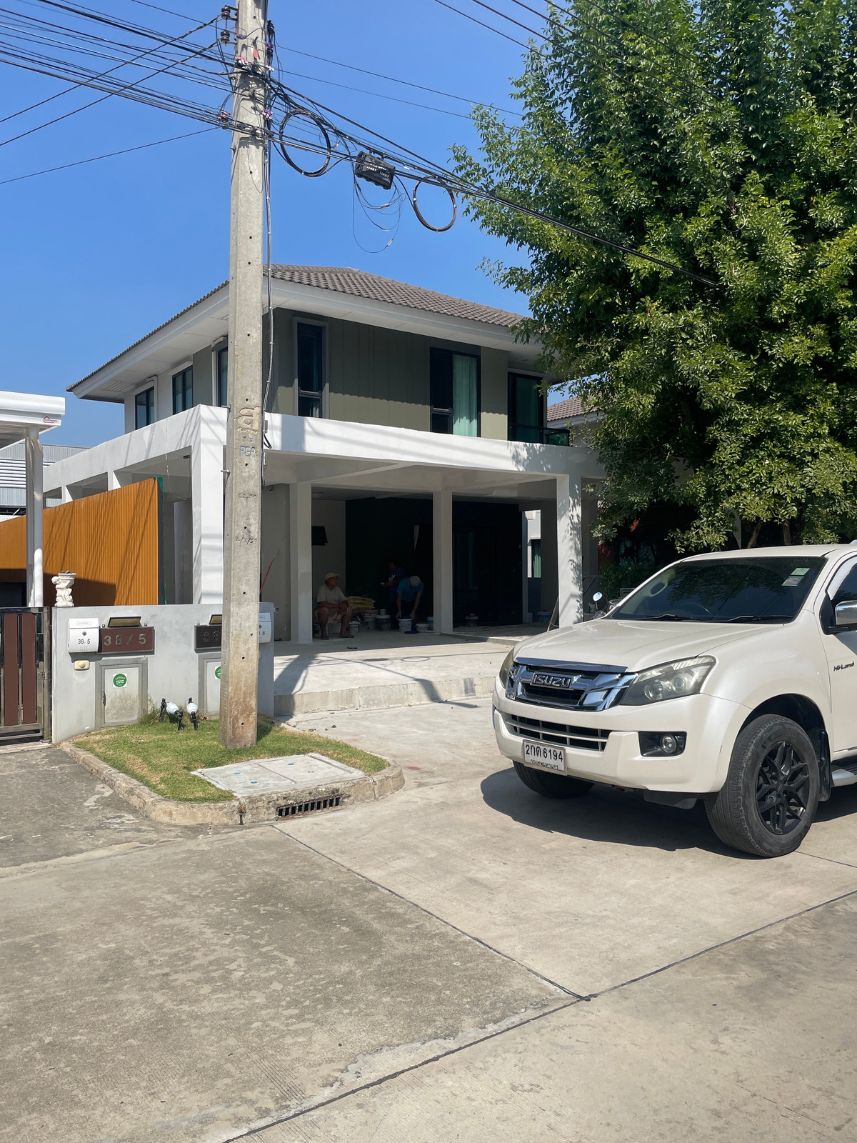 ขายบ้านปทุมธานี รังสิต ธรรมศาสตร์ : ขายบ้านเดี่ยว เนื้อที่ 51 ตารางวา พื้นที่ใช้สอย 215 ตารางเมตร 