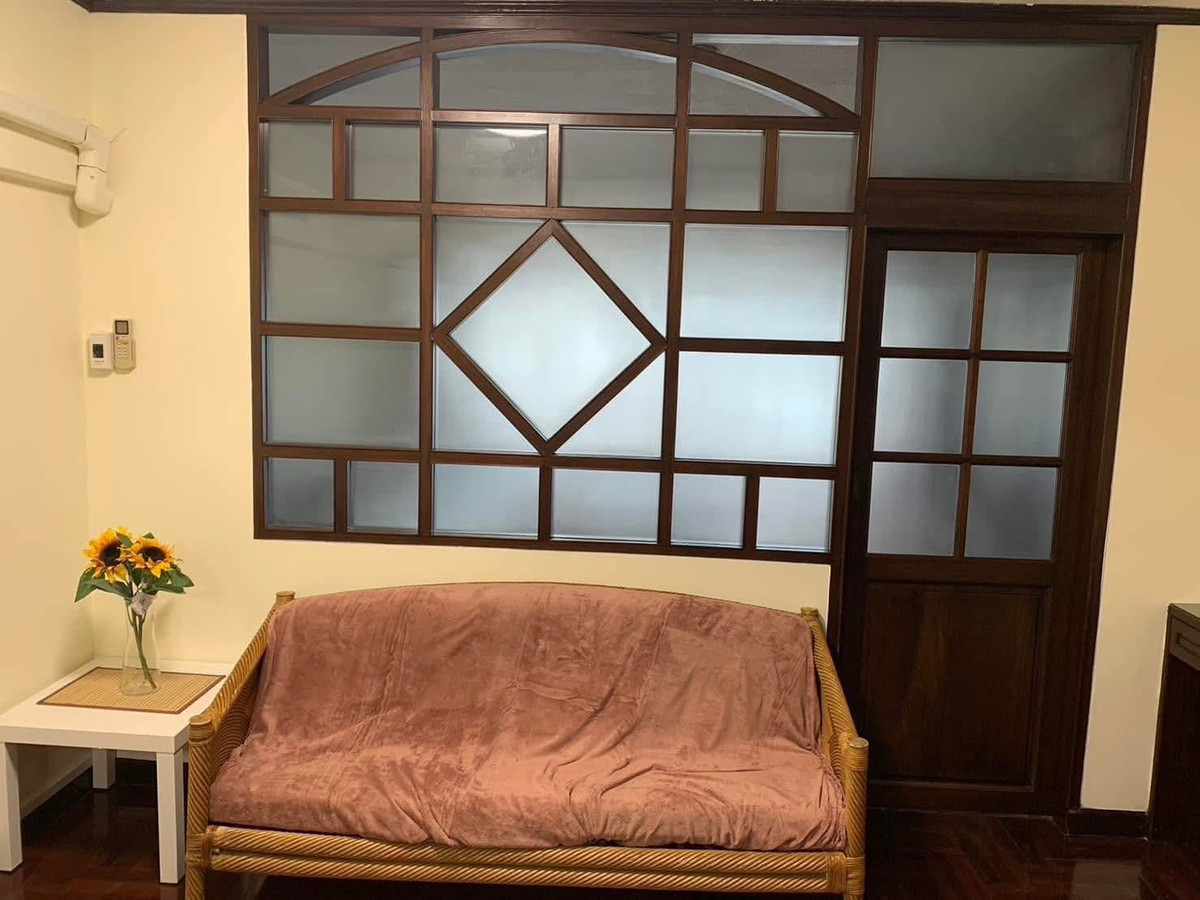 ให้เช่าคอนโดสยาม จุฬา สามย่าน : ★ Patumwan Place ★ 48 ตรม.,ชั้น 5+ (1 ห้องนอน 1 ห้องน้ำ), ★ใกล้ BTS สยาม★ใกล้ สยามและสยามพารากอน ★ สิ่งอำนวยความสะดวกมากมาย★ เครื่องใช้ไฟฟ้าครบครัน★ 