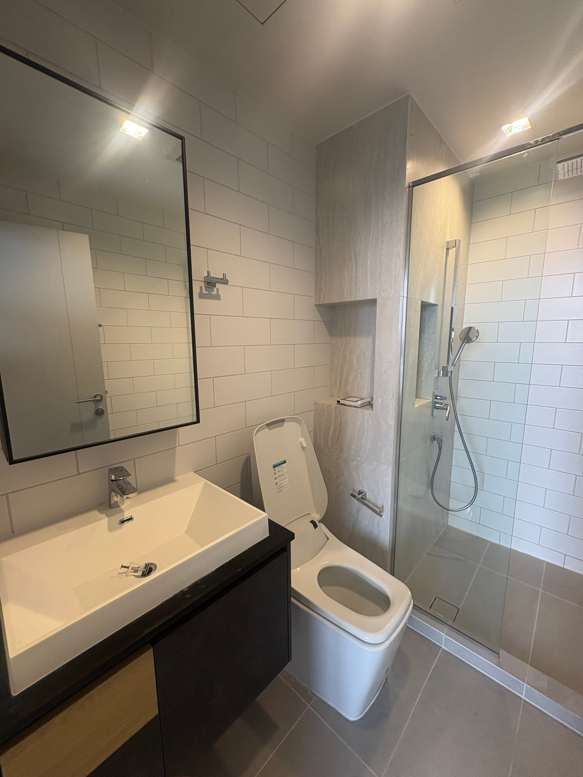 ให้เช่าคอนโดสะพานควาย จตุจักร : ⚡️ถูกที่สุดวิวสวน⚡️The line jatujuk mohchit 35 Sqm Size ใหญ่วิวสวน สัญญา 1 ปี 20,000 🔥สนใจติดต่อพัตเตอร์ 0928895628 ⚡️Line: plustor_ss