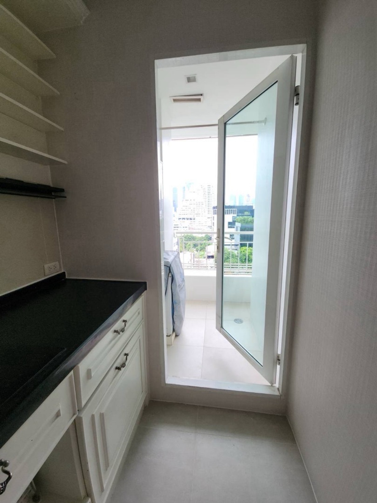 ให้เช่าคอนโดสาทร นราธิวาส : ให่เช่า Ivy Sathorn 10 ☎️ 0912322009