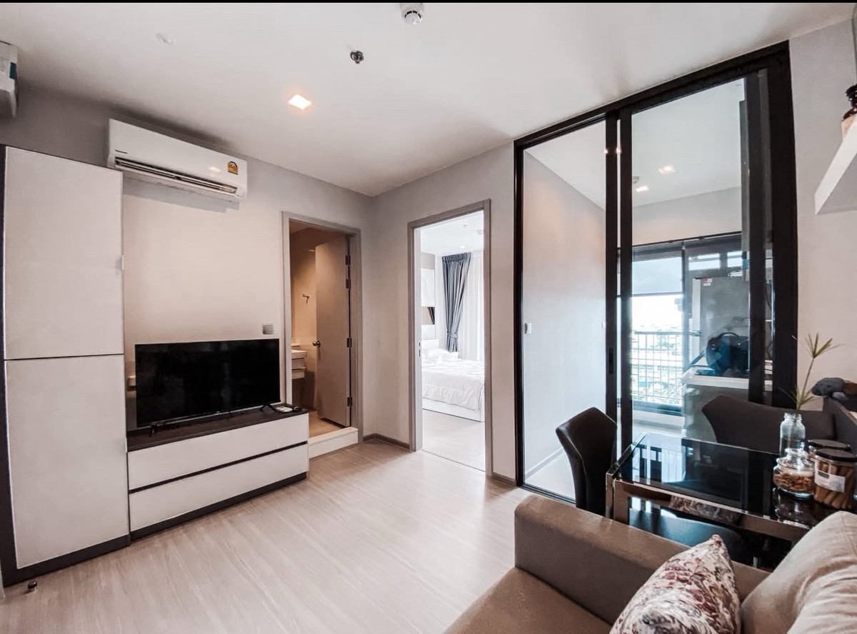 ให้เช่าคอนโดอ่อนนุช อุดมสุข : ให้เช่า  Life Sukhumvit 62 
ชั้น 14ขนาด 30 ตร.ม. 1 ห้องนอน 1 ห้องน้ำ ราคา 15,000 บาท🔥 