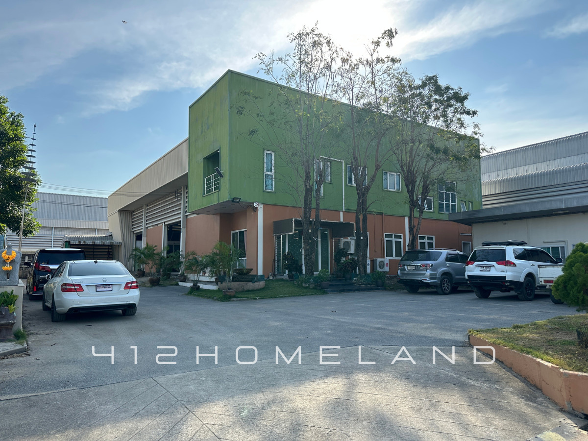 For SaleFactorySamut Prakan,Samrong : Warehouse-factory for sale, 1,500 sq m, area 1-3-49 rai, next to the road on 3 sides, purple layout, water and electricity ready. Large vehicles can enter Bang Sao Thong, Samut Prakan.