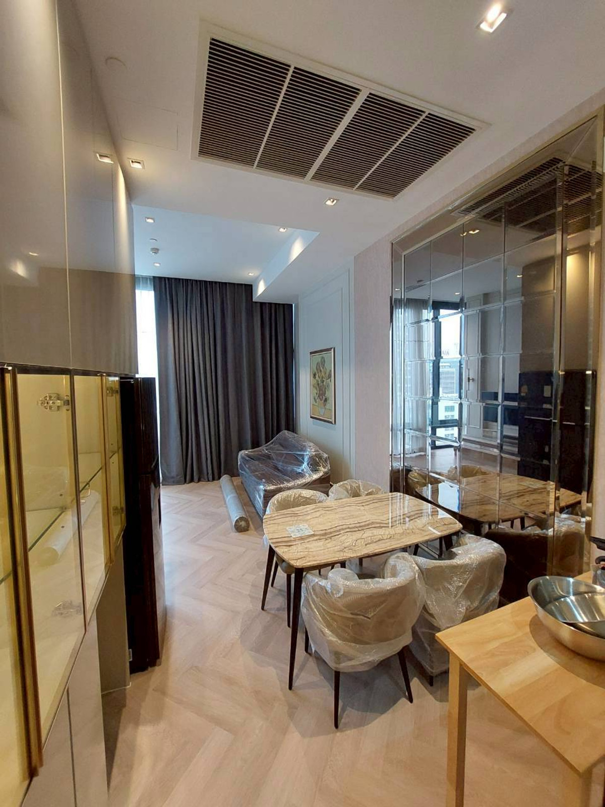 ขายคอนโดสีลม ศาลาแดง บางรัก : Ashton Silom / 2 Bedrooms (FOR SALE), แอชตัน สีลม / 2 ห้องนอน (ขาย) PT044