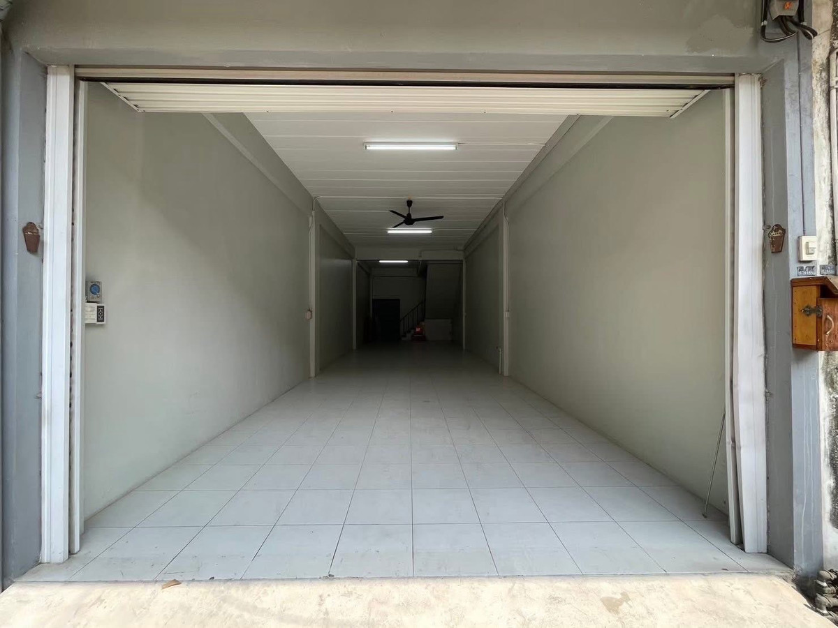 For RentTownhomeSathorn, Narathiwat : House for rent, 4 storey building + rooftop, Chong Nonsi, fully furnished, near Central Rama 3, only 3 minutes.
