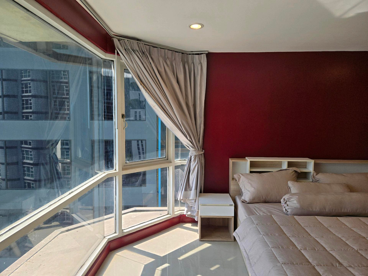 For RentCondoNana, North Nana,Sukhumvit13, Soi Nana : Room for rent 1 Bedroom