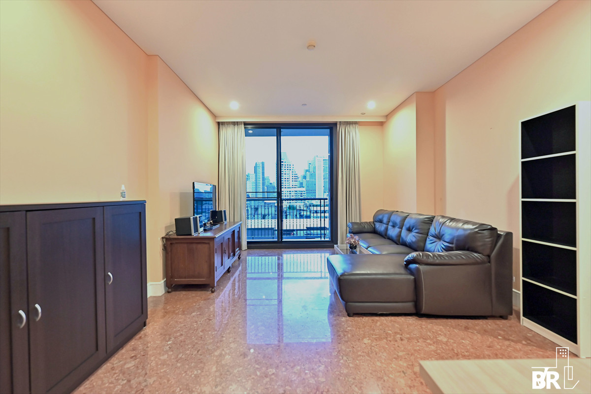 ให้เช่าคอนโดสุขุมวิท อโศก ทองหล่อ : Pet friendly  ใกล้ บีทีเอส พร้อมพงษ์ 