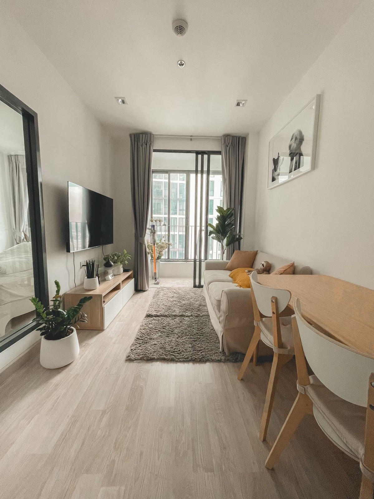 ขายคอนโดวงเวียนใหญ่ เจริญนคร : Ideo Mobi Sathorn / 1 Bedrooms (FOR SALE),  ไอดีโอ โมบิ สาทร / 1 ห้องนอน (ขาย) PT043