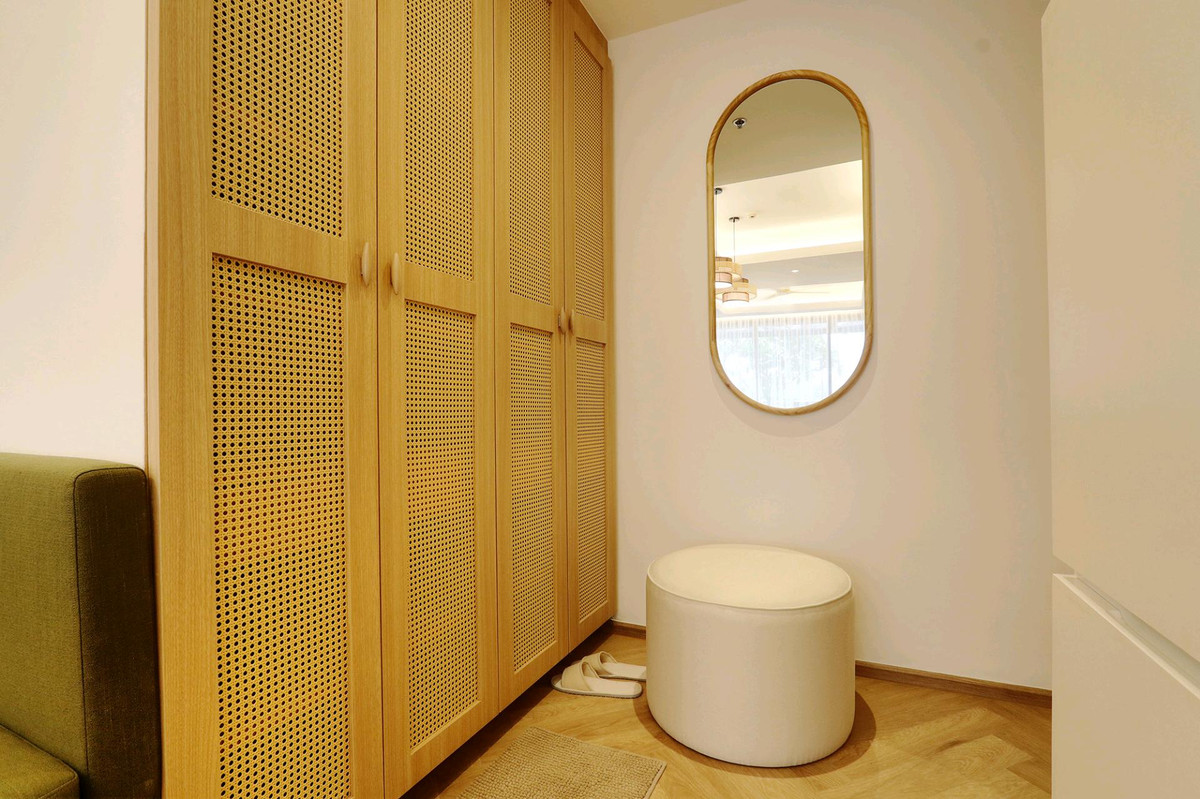 ให้เช่าคอนโดสุขุมวิท อโศก ทองหล่อ : 🔥ให้เช่าด่วน🔥เดอะ ลอฟท์ เอกมัย ห้องกว้าง 2 ห้องนอน ตกแต่งสวย เฟอร์นิเจอร์ครบพร้อมเข้าอยู่ ใกล้ BTS เอกมัย