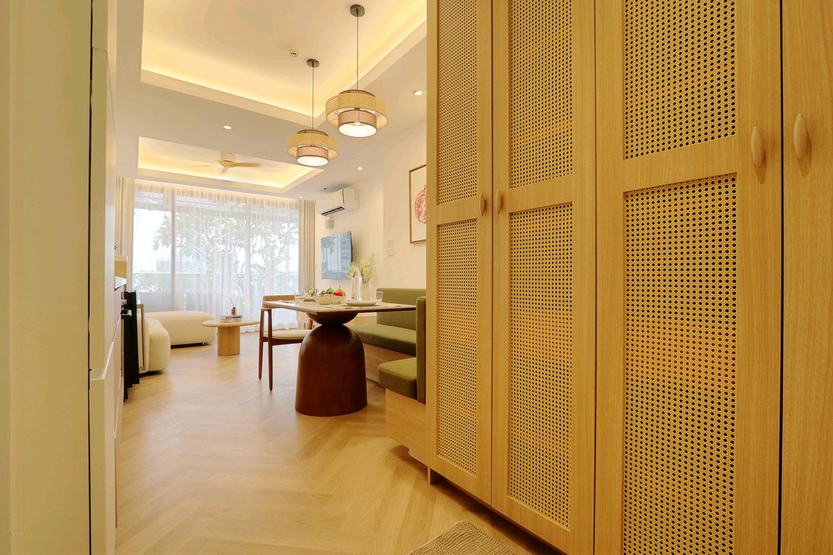 ให้เช่าคอนโดสุขุมวิท อโศก ทองหล่อ : 🔥ให้เช่าด่วน🔥เดอะ ลอฟท์ เอกมัย ห้องกว้าง 2 ห้องนอน ตกแต่งสวย เฟอร์นิเจอร์ครบพร้อมเข้าอยู่ ใกล้ BTS เอกมัย