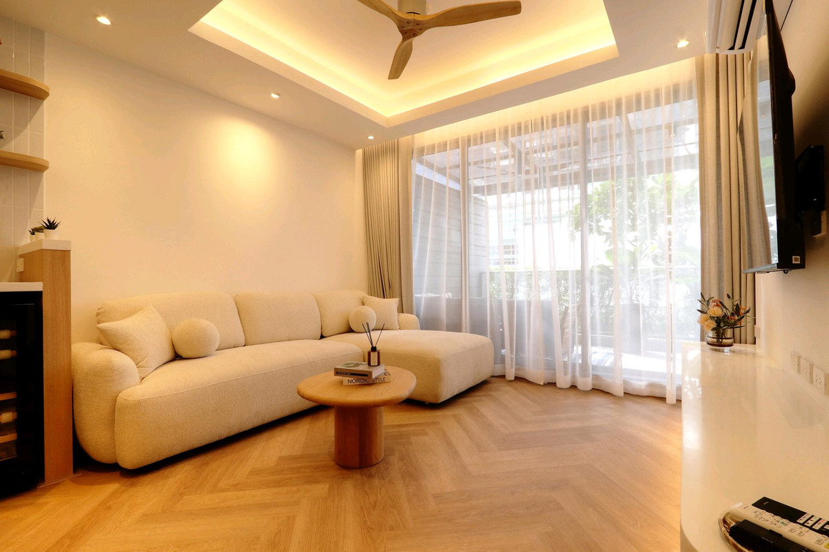 ให้เช่าคอนโดสุขุมวิท อโศก ทองหล่อ : 🔥ให้เช่าด่วน🔥เดอะ ลอฟท์ เอกมัย ห้องกว้าง 2 ห้องนอน ตกแต่งสวย เฟอร์นิเจอร์ครบพร้อมเข้าอยู่ ใกล้ BTS เอกมัย