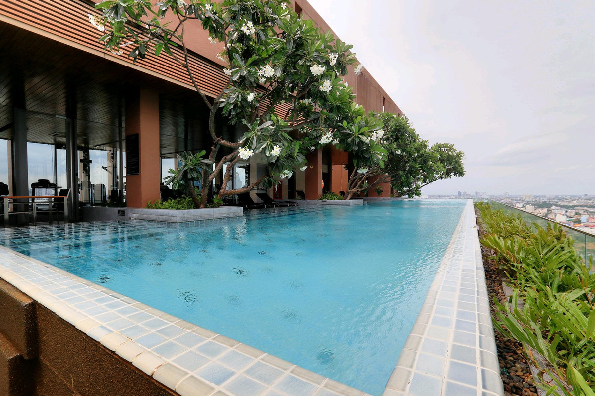 ให้เช่าคอนโดสุขุมวิท อโศก ทองหล่อ : 🔥ให้เช่าด่วน🔥เดอะ ลอฟท์ เอกมัย ห้องกว้าง 2 ห้องนอน ตกแต่งสวย เฟอร์นิเจอร์ครบพร้อมเข้าอยู่ ใกล้ BTS เอกมัย