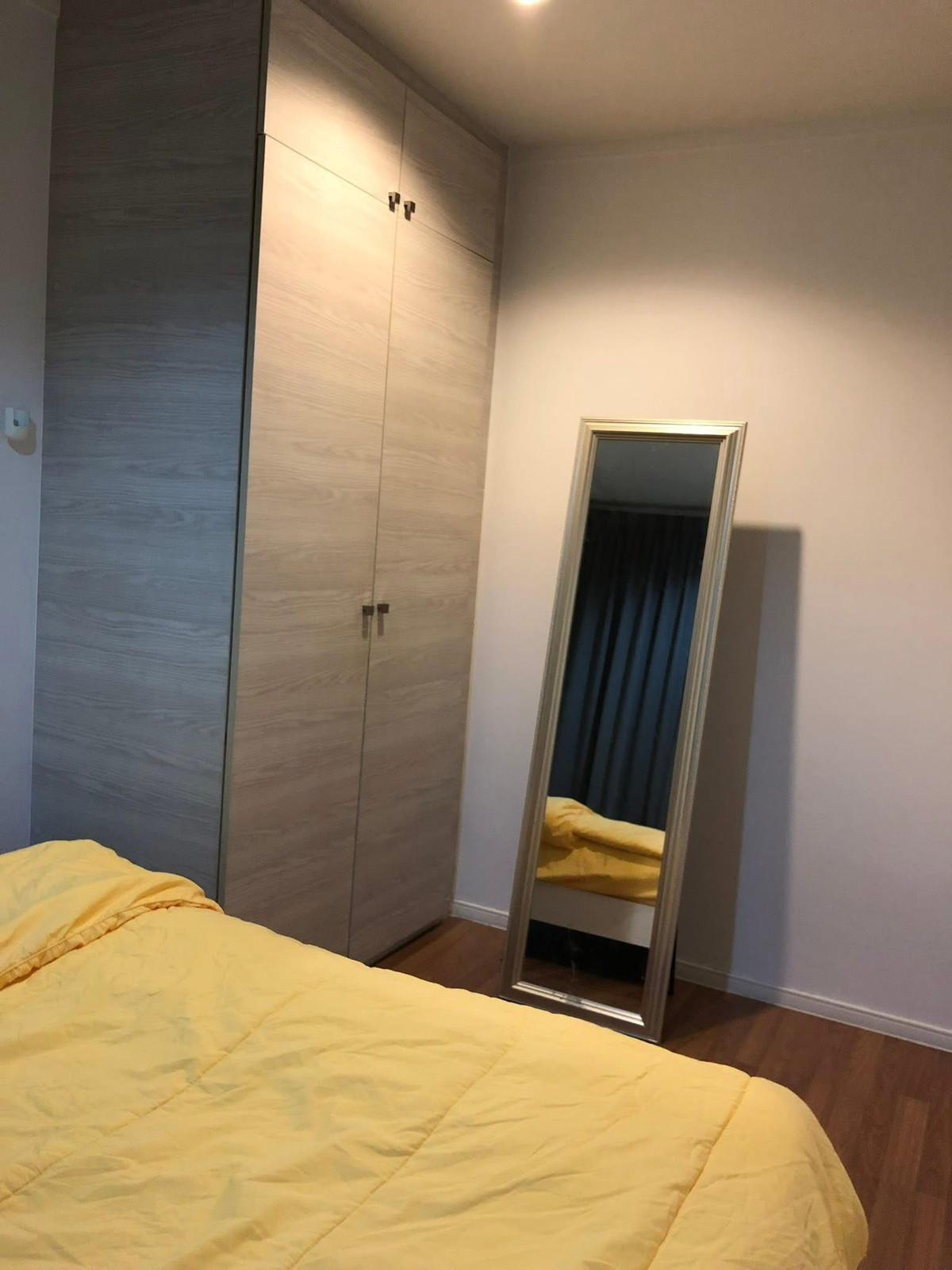 For RentCondoRama9, Petchburi, RCA : For rent 📍 Lumpini Park Rama 9 - Ratchada 📍 Fully furnished with appliances. Near MRT Rama 9.