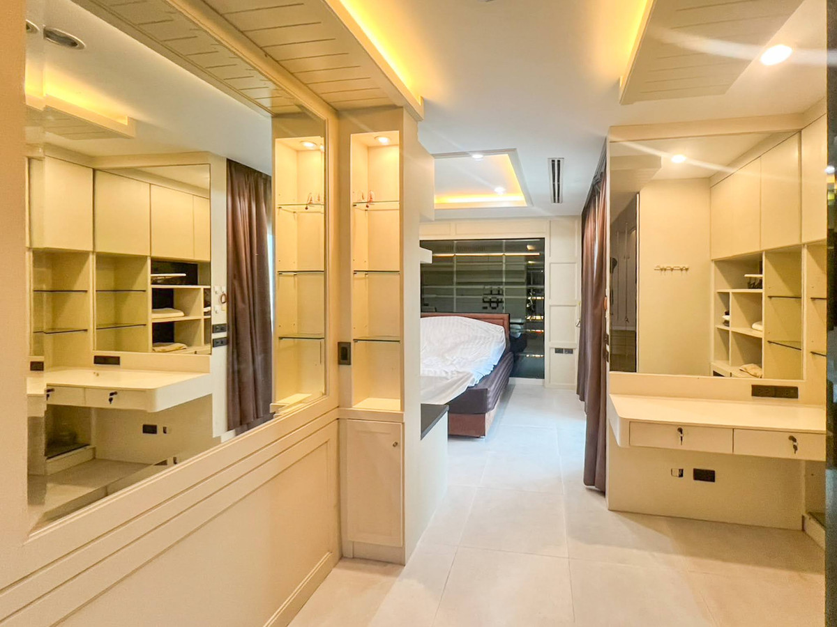 ขายคอนโดแจ้งวัฒนะ เมืองทอง : CS160   📍 ขอปล่อยต่อ คอนโด เดอะ คีย์ แจ้งวัฒนะ เพียง 5.39 ล้าน renovate build in ทั้งห้องกว่า 3 ล้านบาท ห้องสวย ความสะดวกครบครับ พร้อมเข้าอยู่