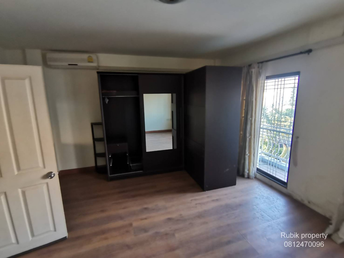 ขายทาวน์โฮมโชคชัย4 ลาดพร้าว71 : 💰✨ ขายทาวน์โฮม บ้านกลางเมือง กรุงเทพ – เหม่งจ๋าย–ลาดพร้าว 80 ถูกที่สุดในโครงการ! ราคาพิเศษสุด คุ้มแบบหาที่ไหนไม่ได้แล้ว RB1672