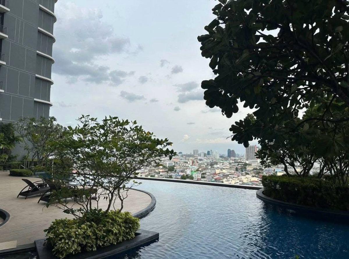 For SaleCondoSathorn, Narathiwat : 📍Menam Residences fully furnished.